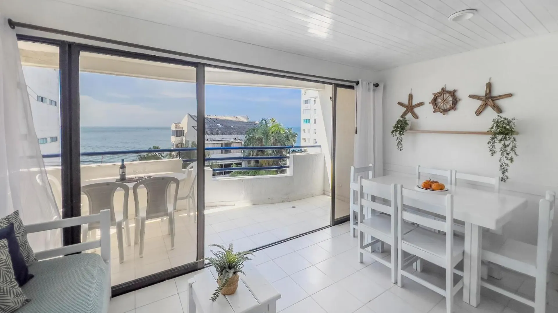 Apartment Tropical Beach - Livin Colombia Cartagena